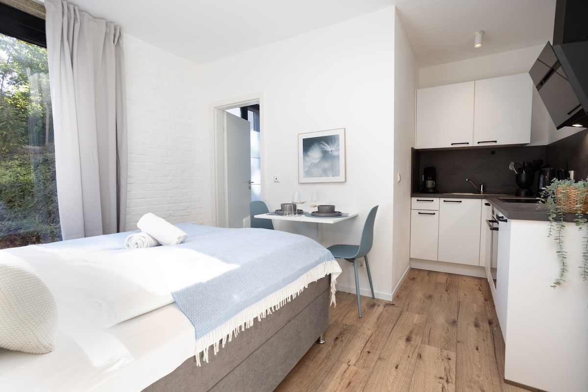 Zuse Premium Studio Apartment Bad Küche WLAN I B9