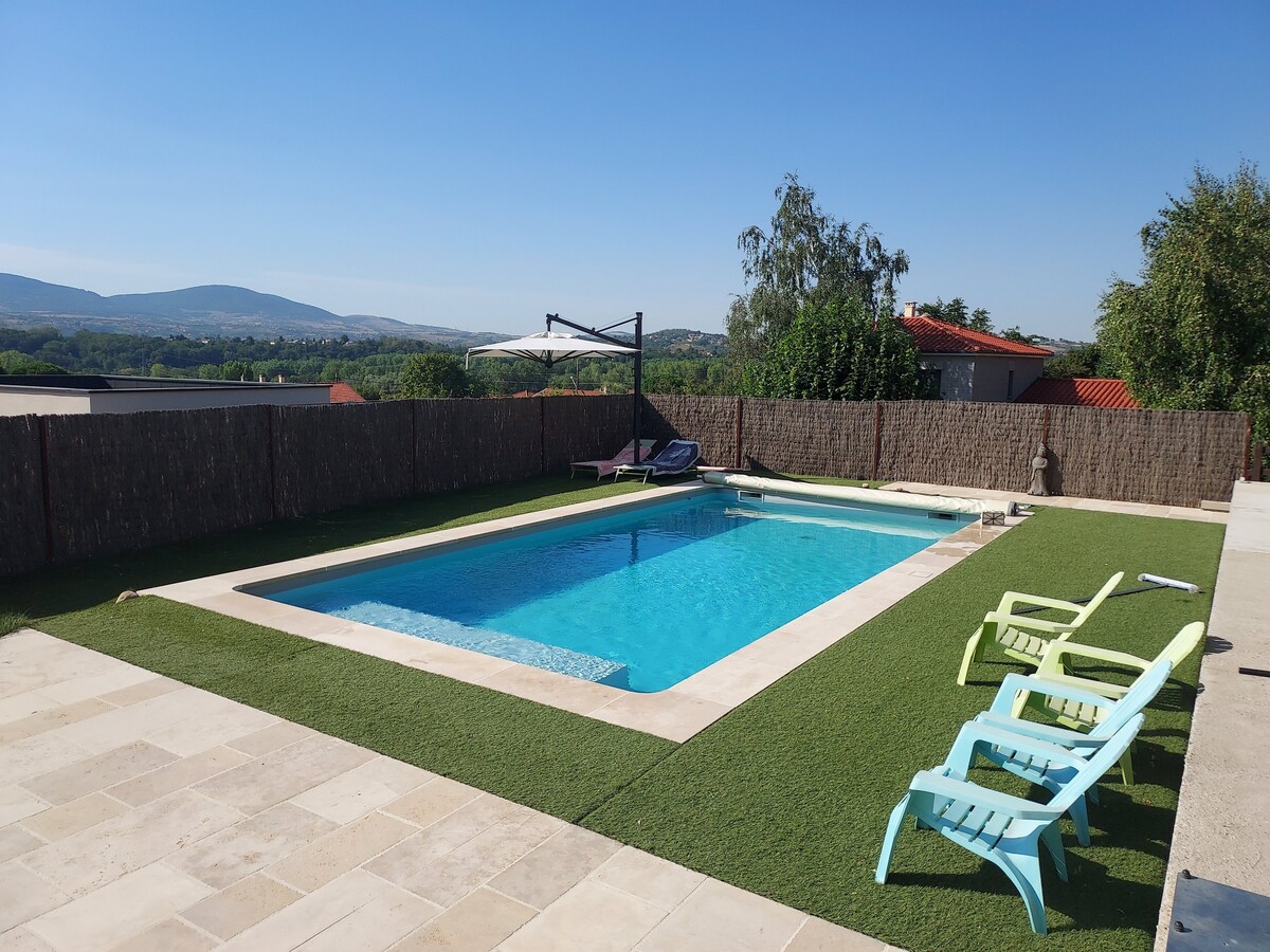 Magnifique villa au calme, idéale pour 2 familles.