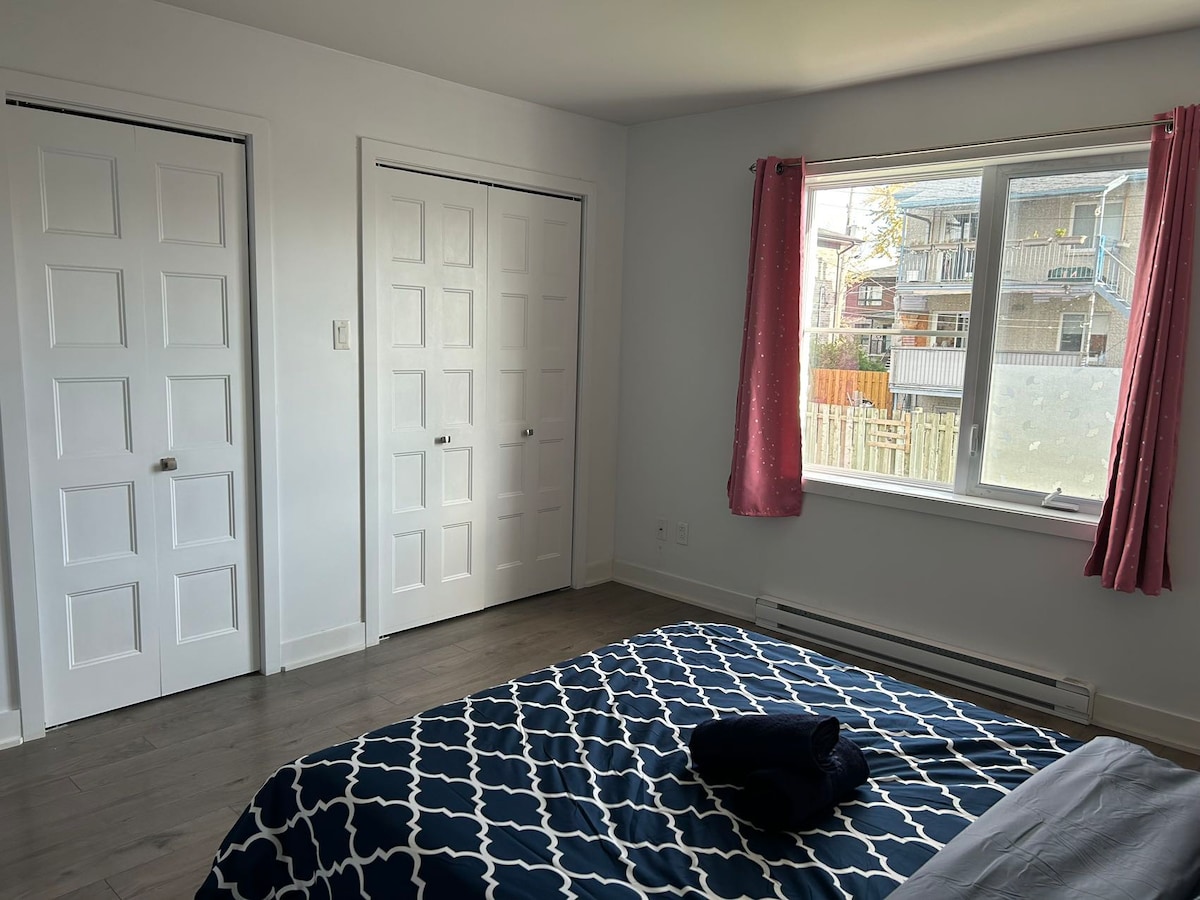 Comfy apartment in Longueuil