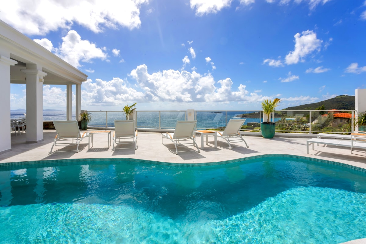 Oceanview Luxury Villa Escape