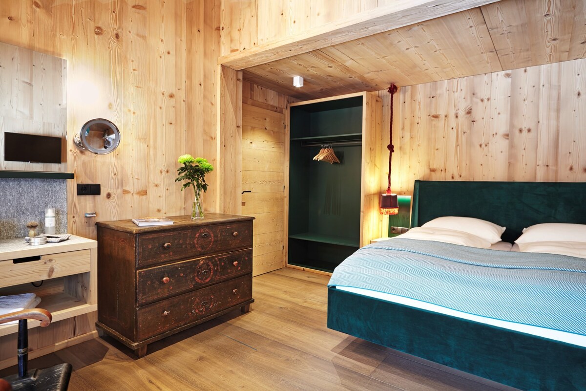 AlpenLuxus' Mountain Suite mit Pool & Sauna