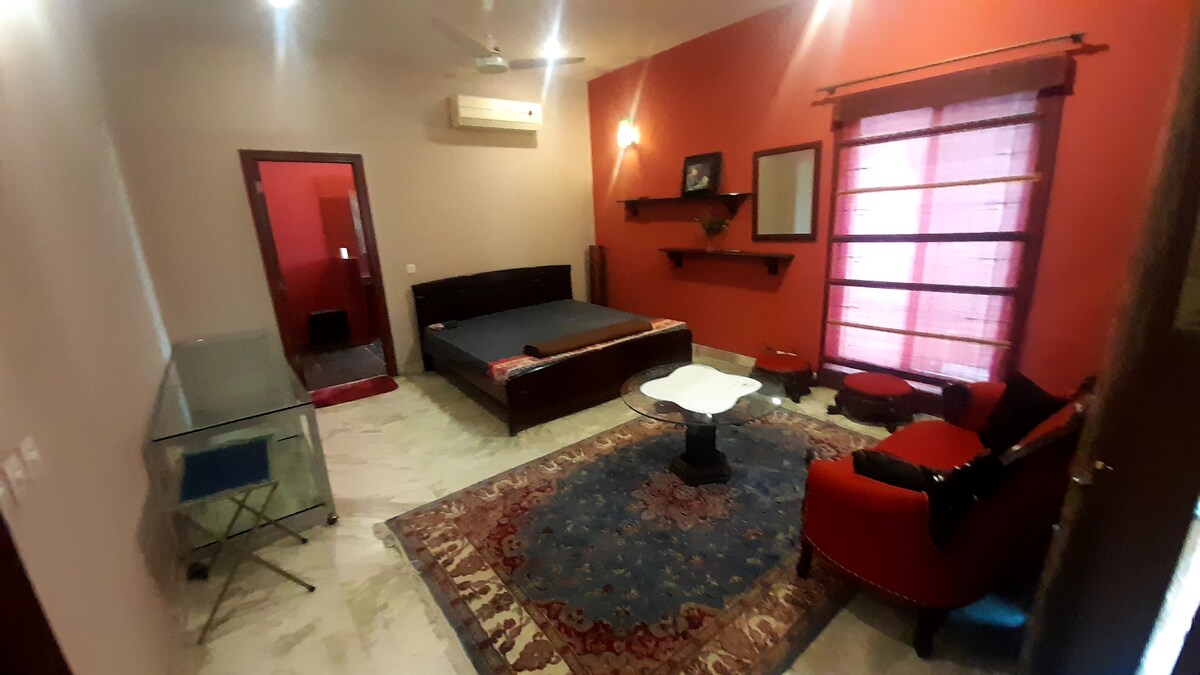1 kanal Furnished House

4 bed