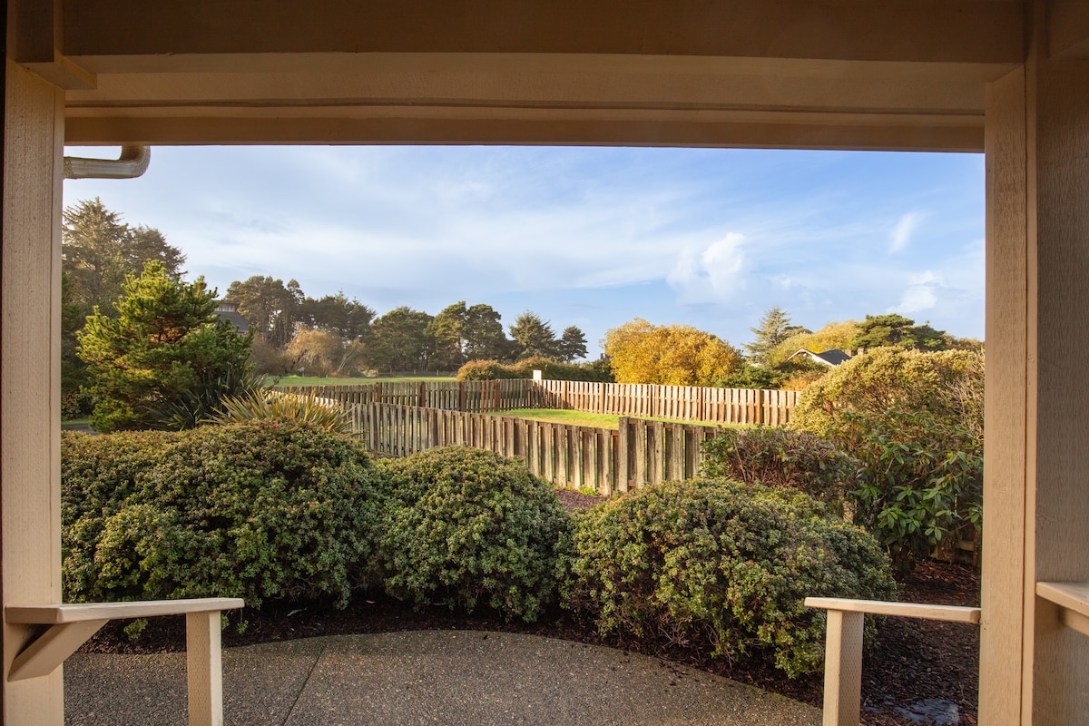 班登海滨别墅（ Bandon Beach House ） ， 3间套房，热水浴缸，壁炉