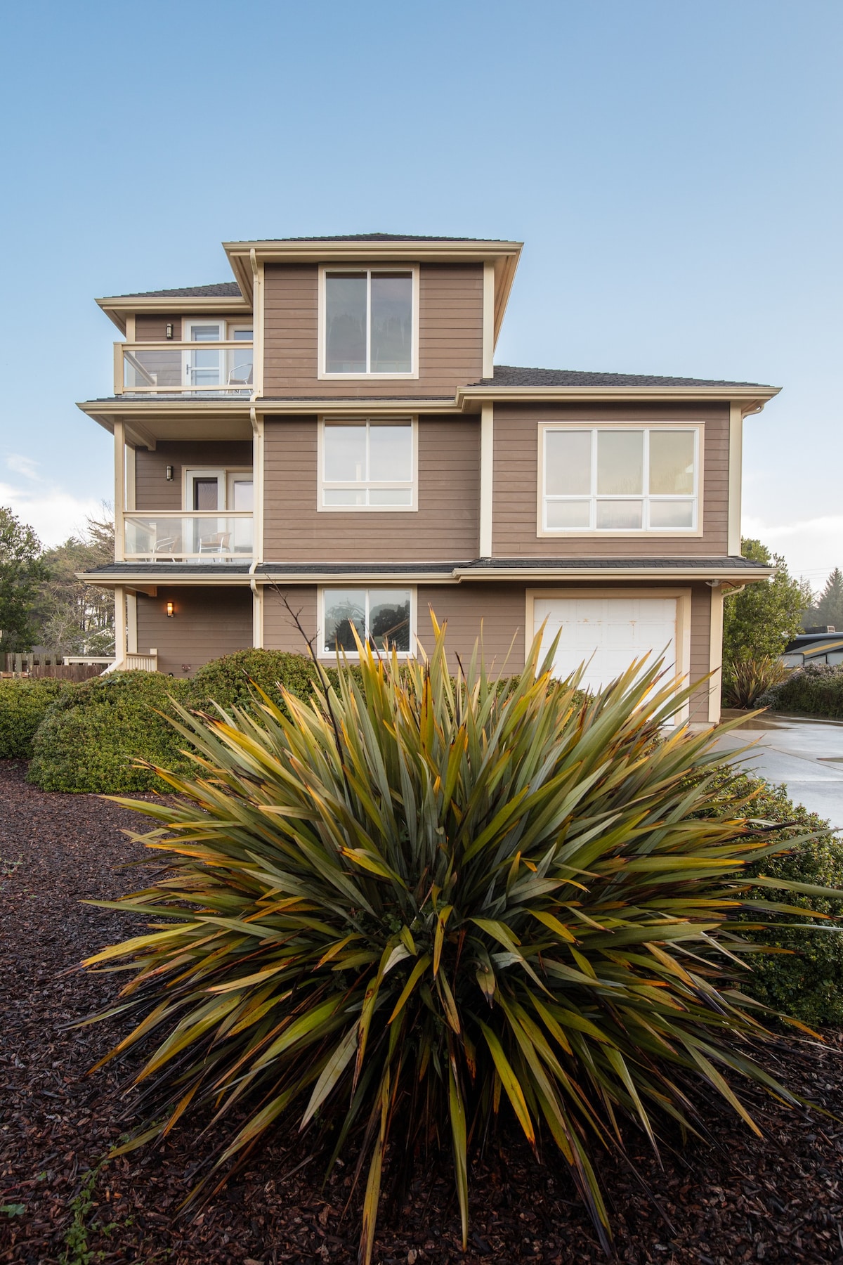 班登海滨别墅（ Bandon Beach House ） ， 3间套房，热水浴缸，壁炉