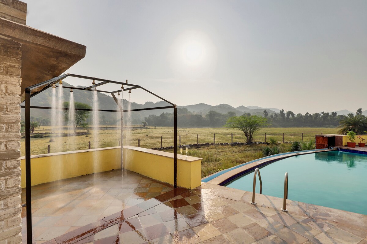 Heritage 6BHK Villa with Pvt Pool & Mountain View