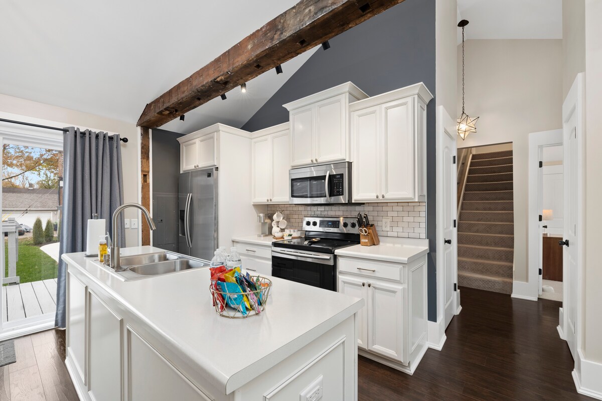 Modern Farmhouse Downtown Auburn