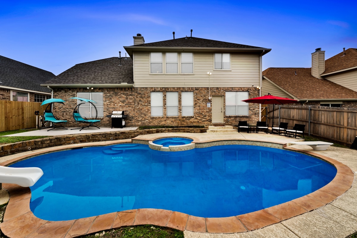 Pool & SPA 10 min to Six flags, AT&T Stadium~