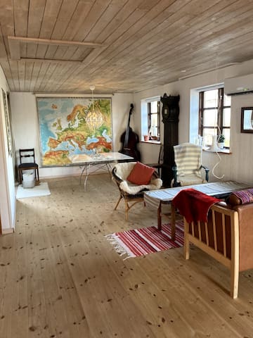 Hvalsø的民宿