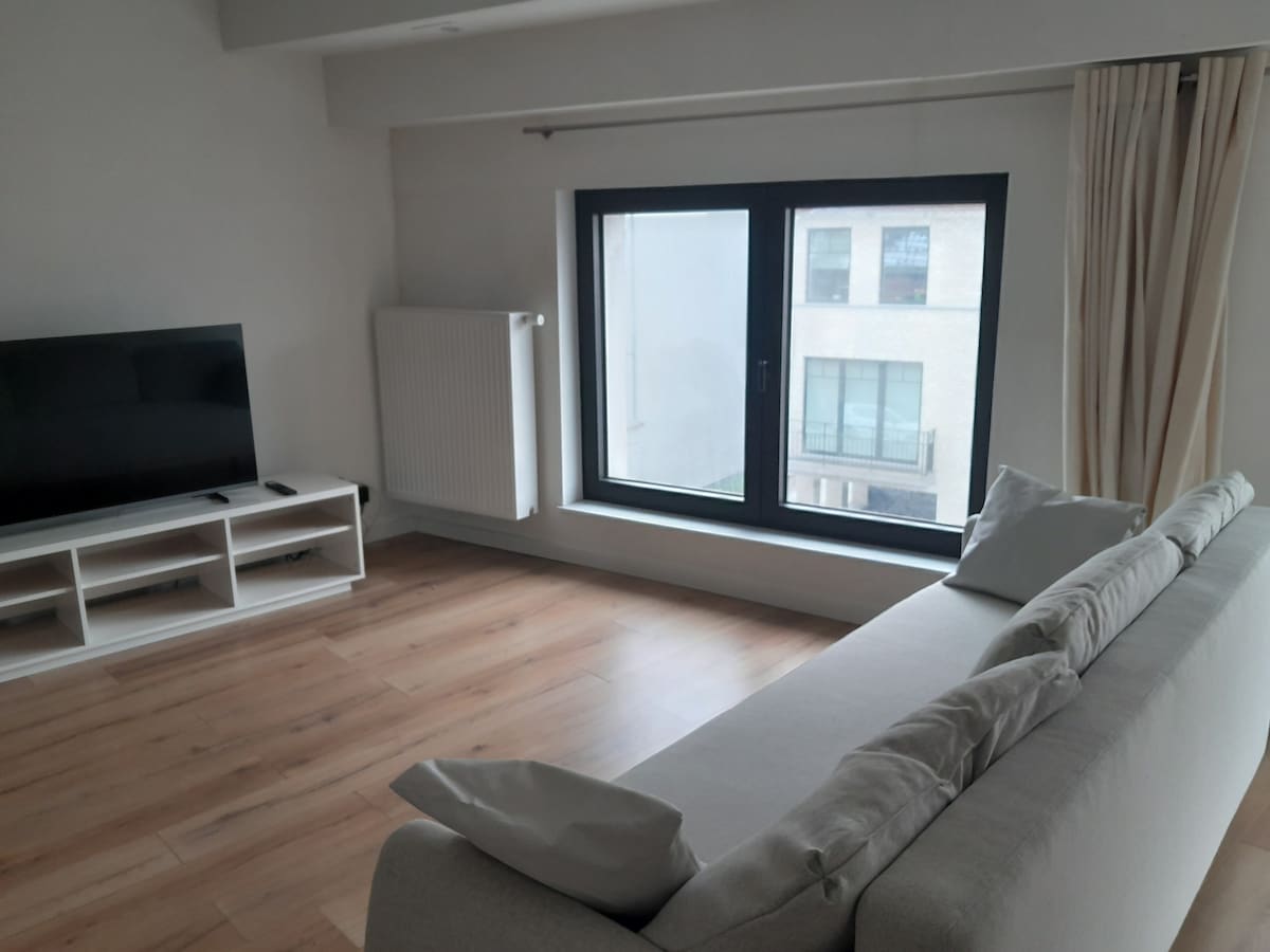 Two-bedroom flat near Brussels