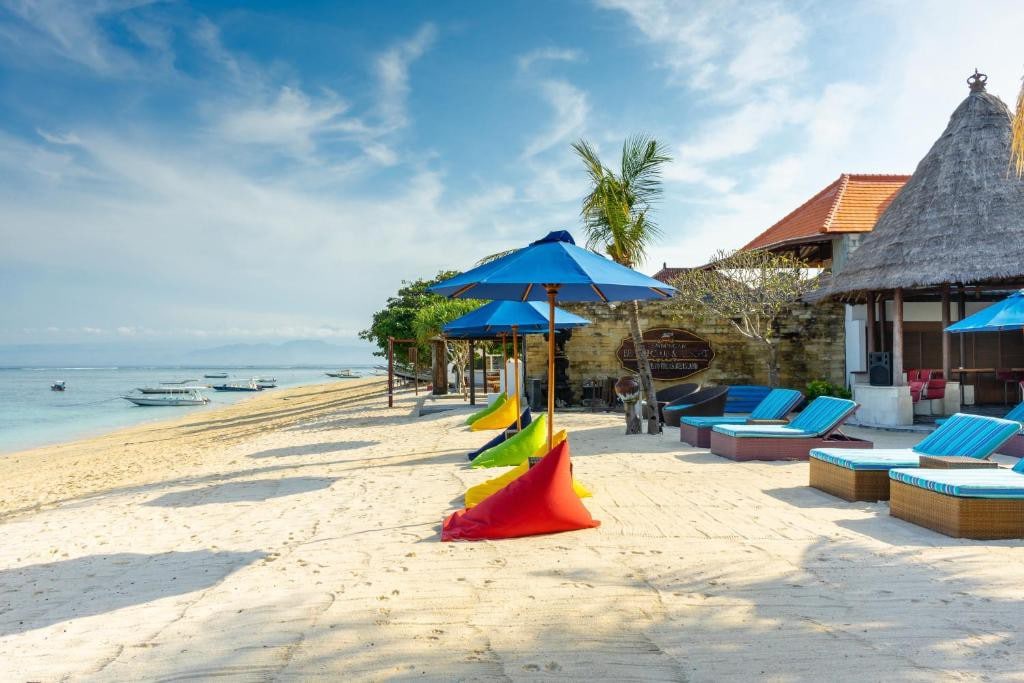 Premier Beachfront Private Pool Villa in Lembongan