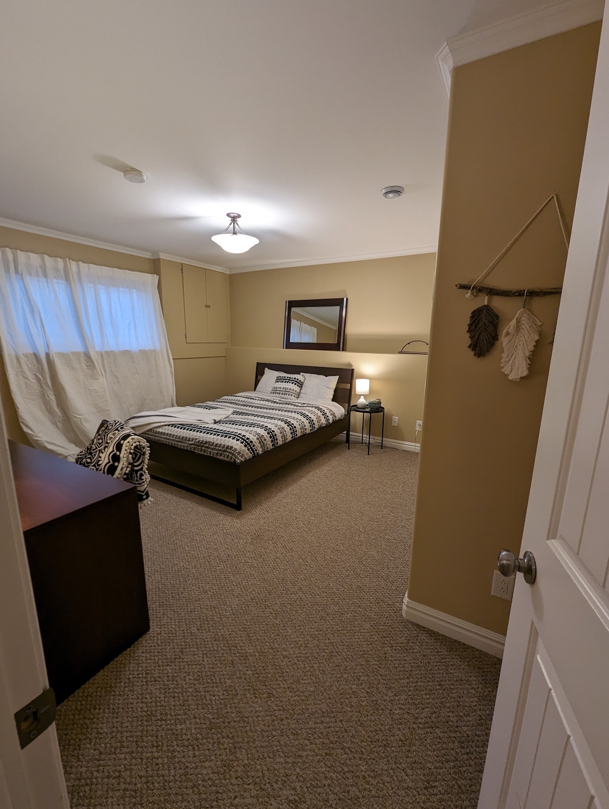 Spacious & cozy apartment in Gander