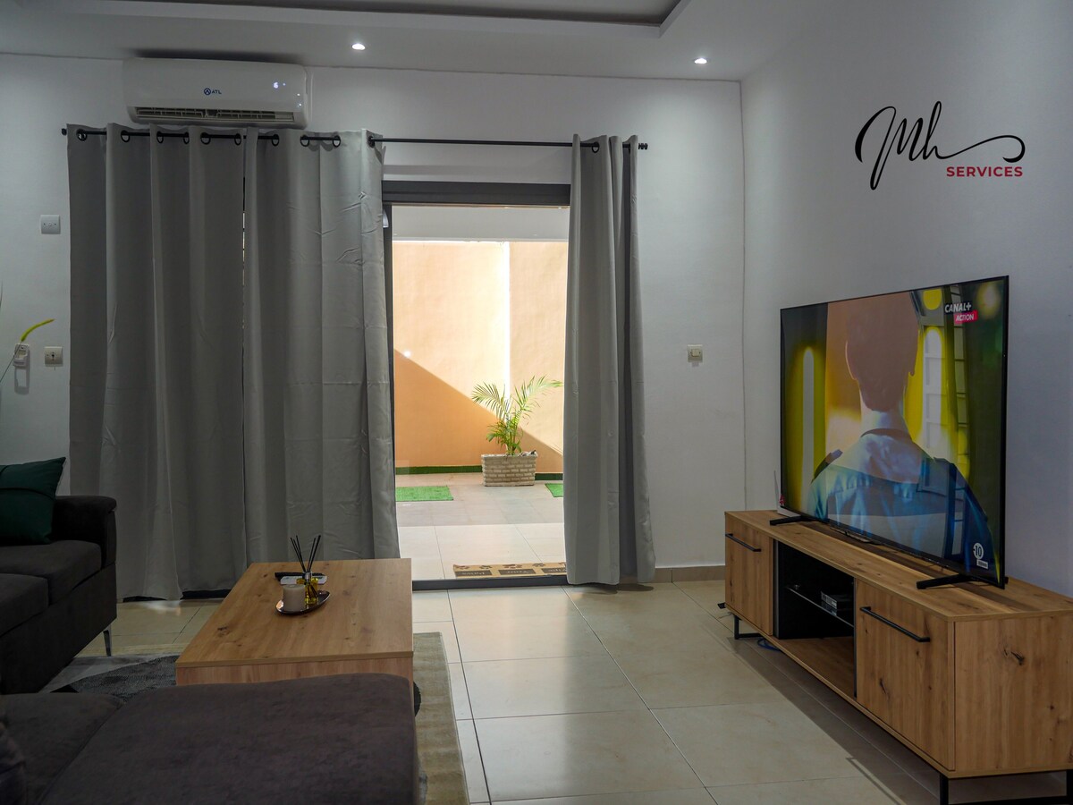 3 room apartment Abidjan Riviera Cocody