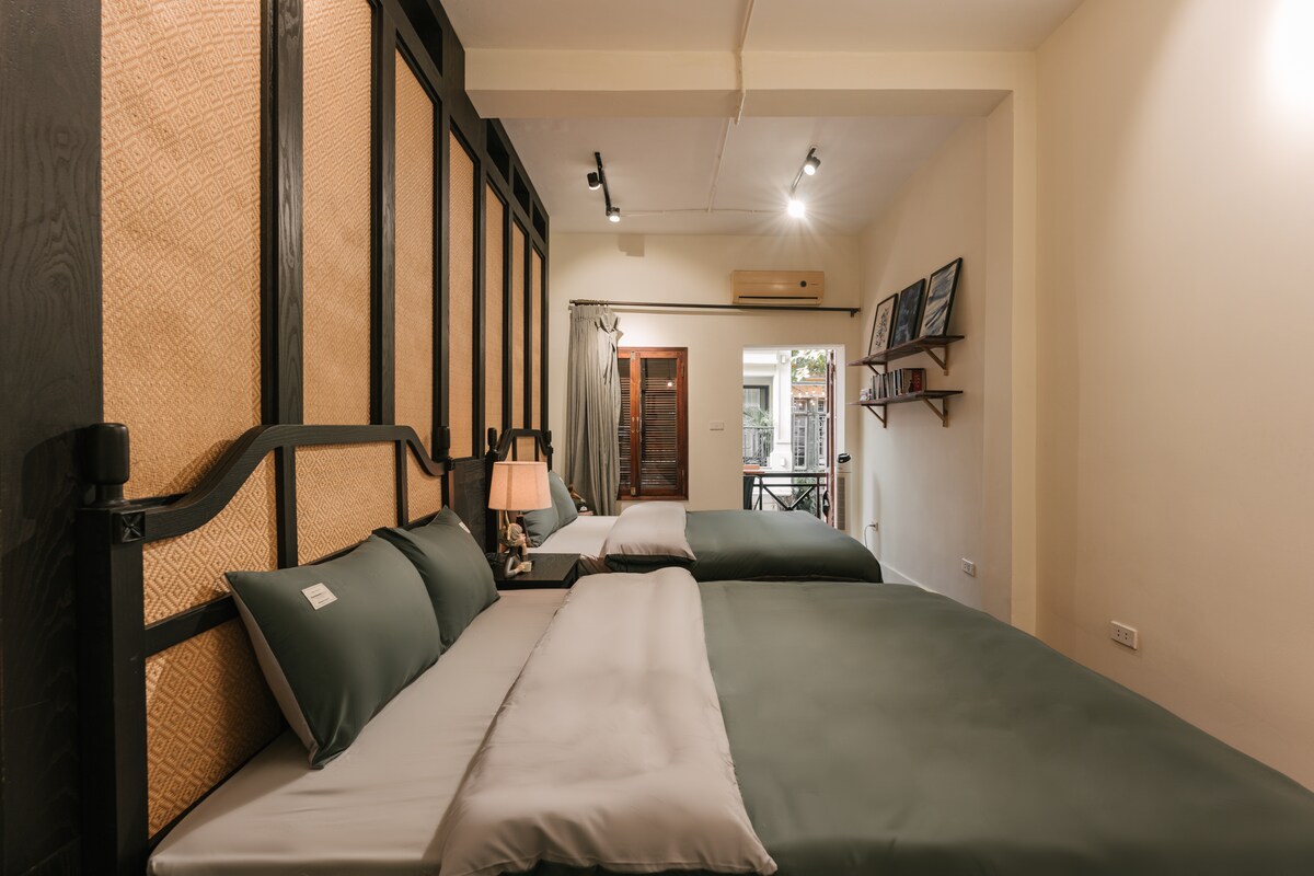 5 Bedrooms Apt-Big Rooftop-3mins to Hoan Kiem Lake
