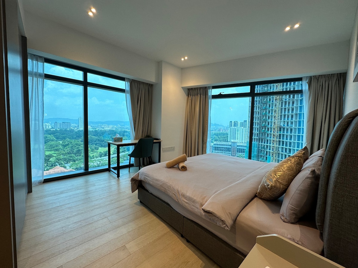 2R2Bw/bathtub, #Eaton KLCC, Rooftop pool, MRT,5pax