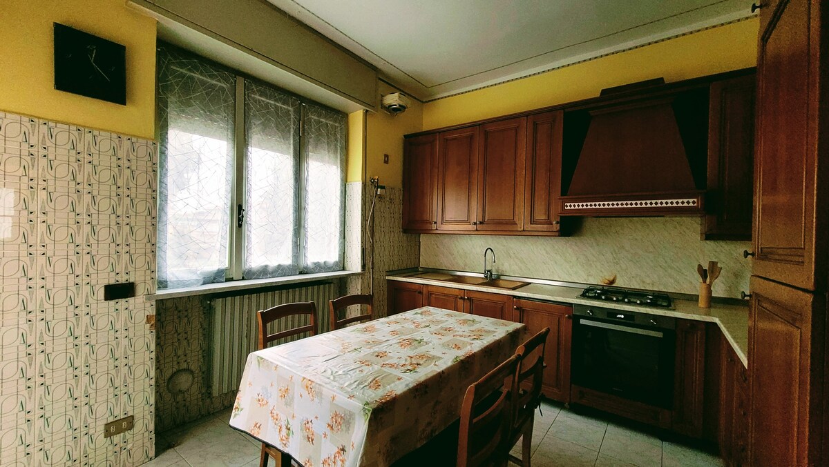 Flat 15km Airport Milan BGY