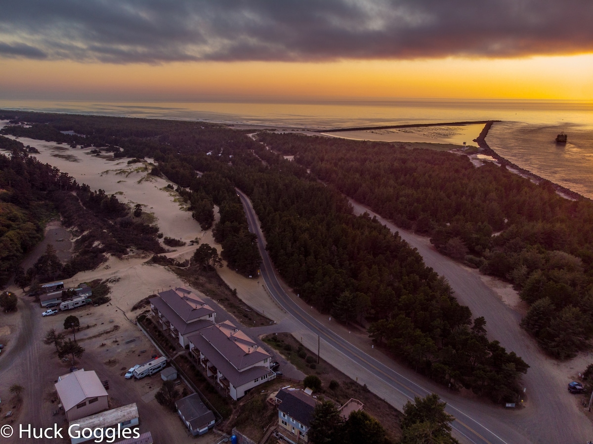 Pointe Condominium with Dune and Beach access!