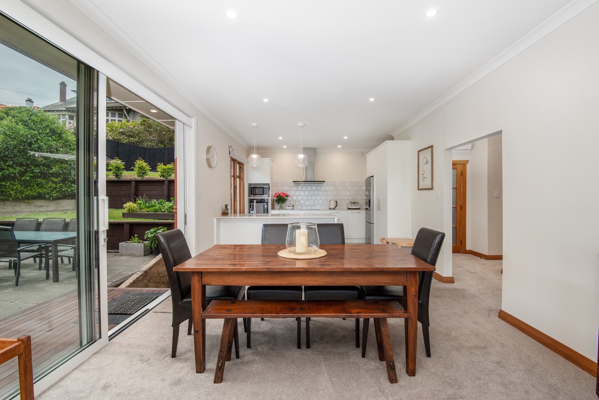 Stunning Family Home in Andersons Bay
