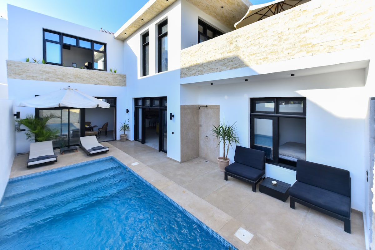 Exclusive, Modern Villa in Ancient Charm - Luxury