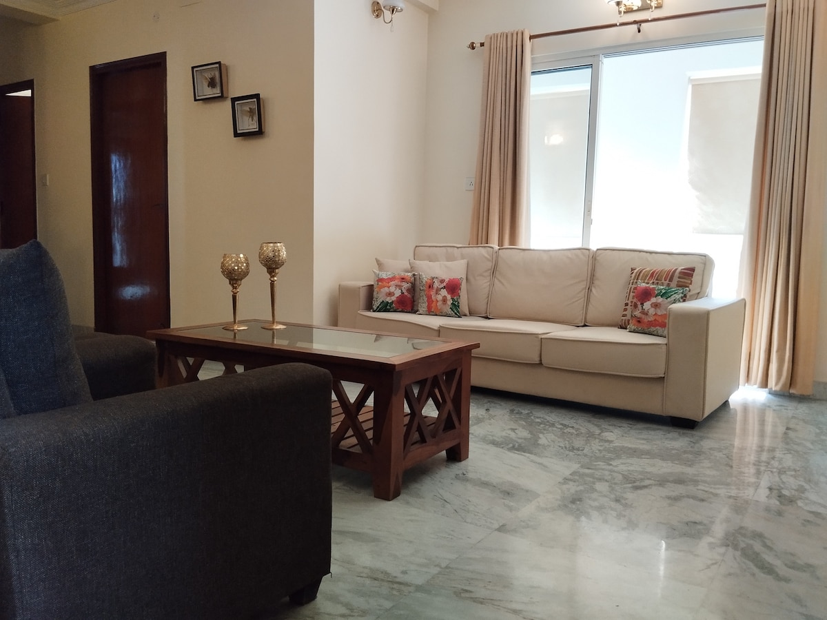 Apartment in Tollygunge.