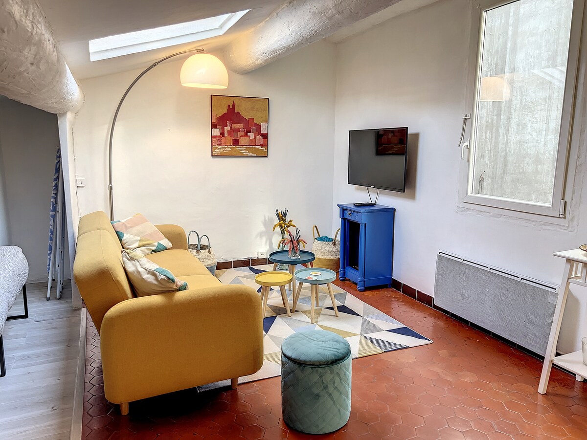 Loft de Charme au Vieux-Port, Place aux Huiles