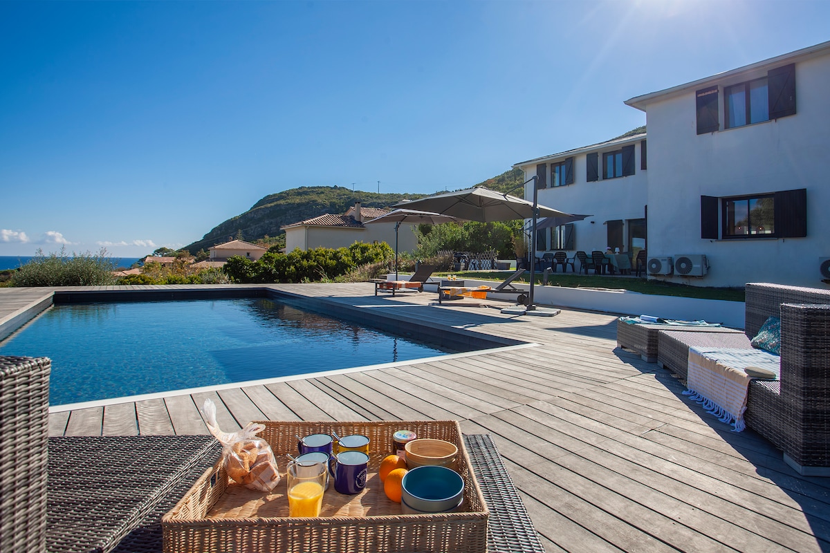 VILLA KIM SISCU: a villa 200m from the beach