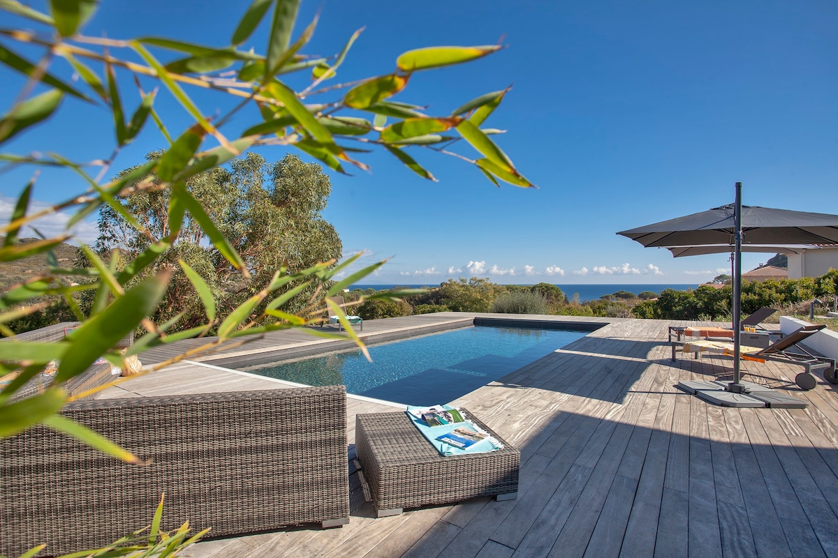 VILLA KIM SISCU: a villa 200m from the beach