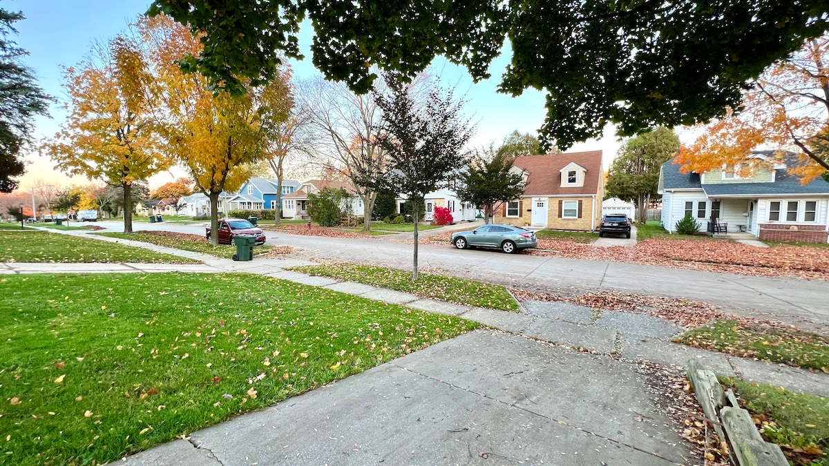 Red Rover Bungalow