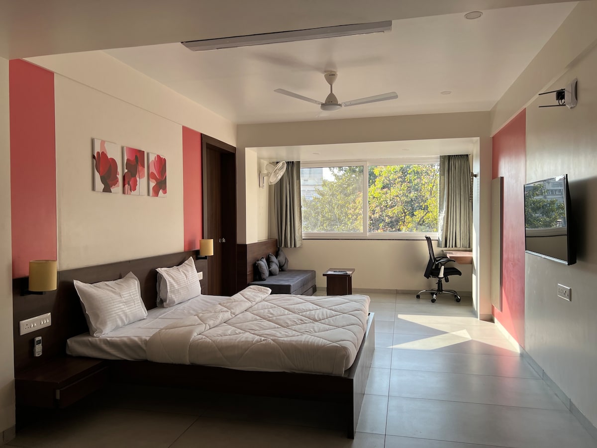 airbnb nashik trinay 3 daffodil & rose