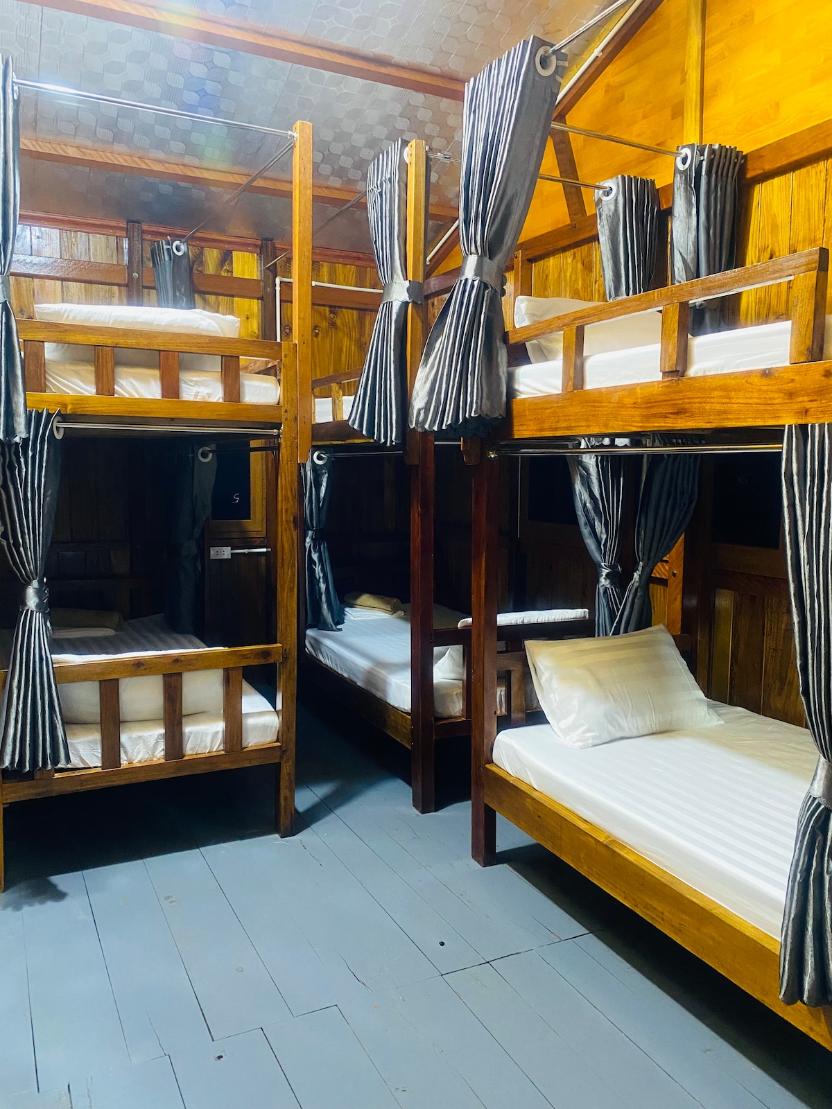 Dormitory 04 beds