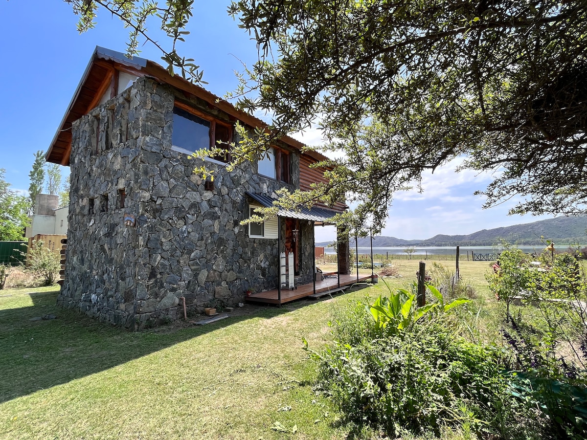 Casa frente al lago, Los Espinillos, exclusiva.