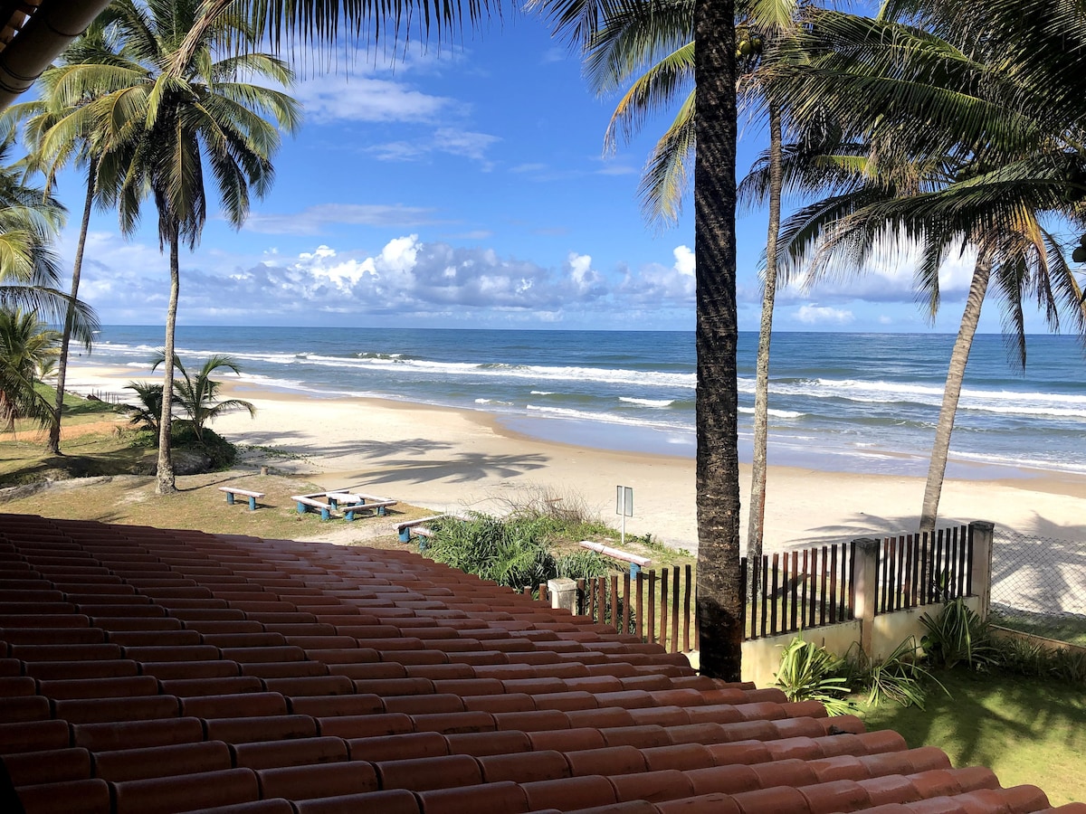 Frente mar/pé na areia  - Ilhéus (condomínio)