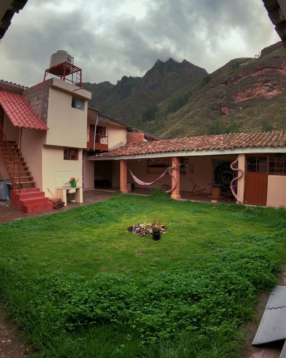 Bright and spacious country house in Pisac