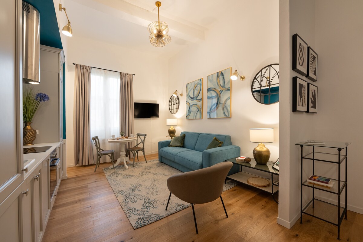 Chic retreat a few steps from Santa Croce Square