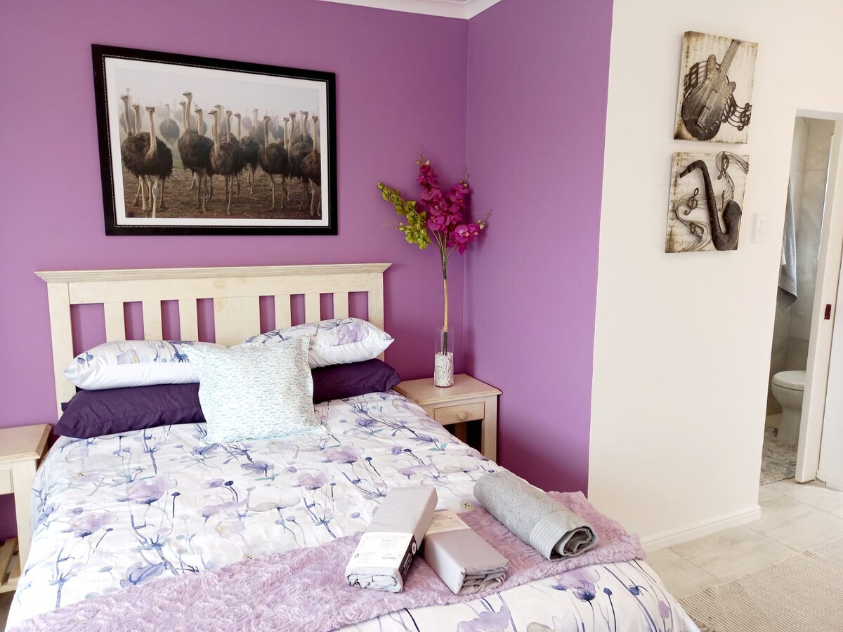 Tamara the Purple Room