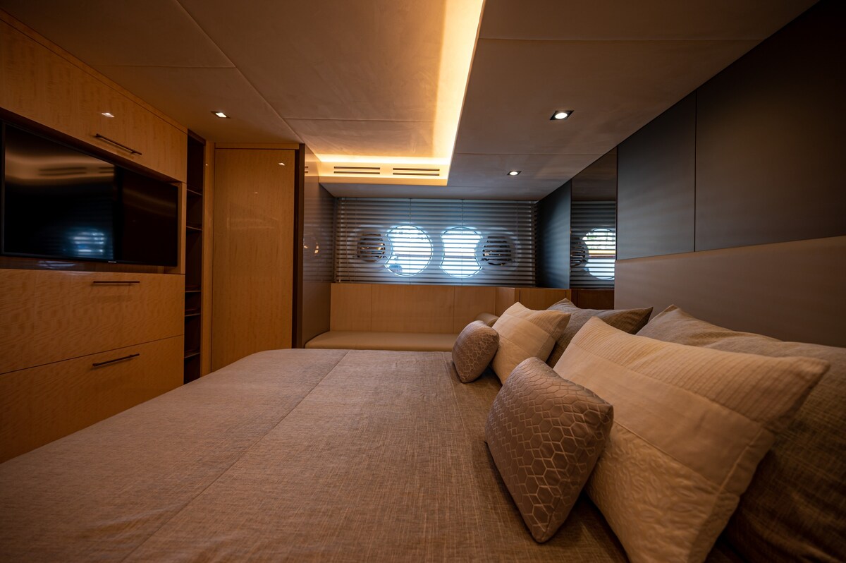 FiveWeeks - luxury yacht-Palma