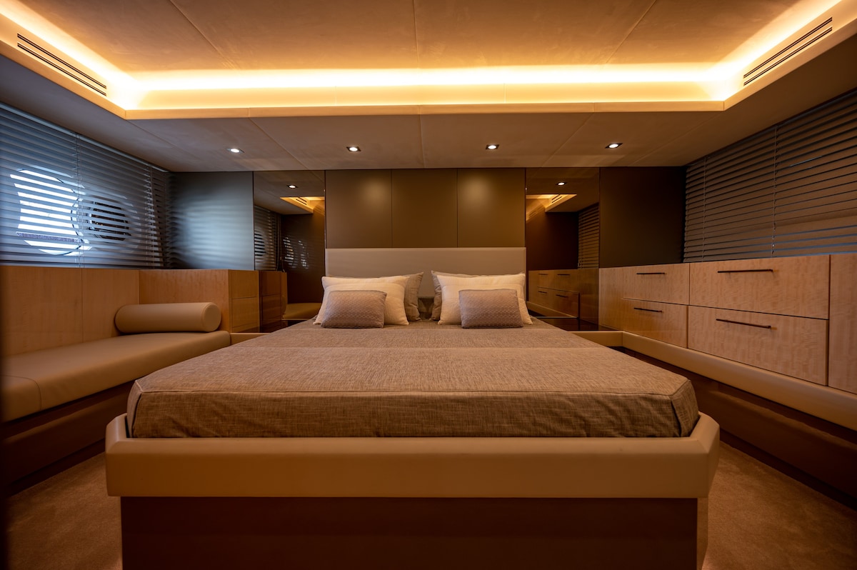 FiveWeeks - luxury yacht-Palma