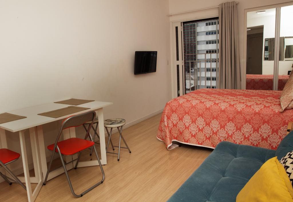 Apartamento Novo Completo Centro Curitiba阳台！