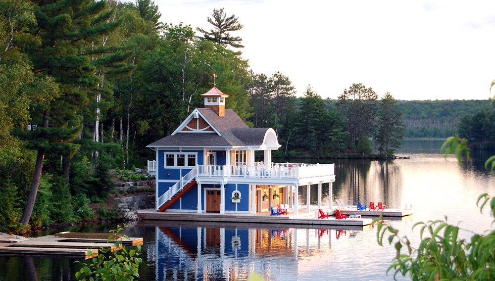 Luxury Lake of Bays Villa Resort