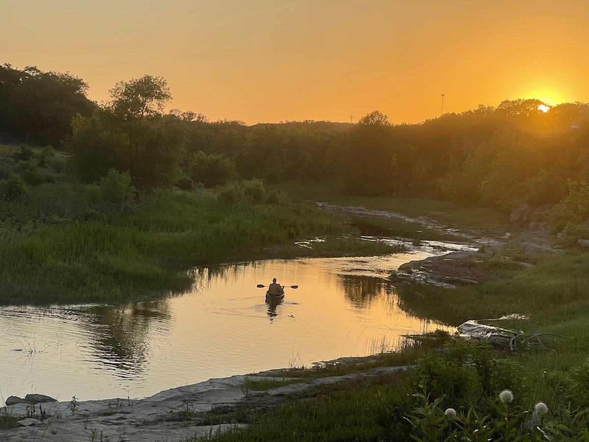 The Bird House, 6 acres, 3 creeks, infinite beauty