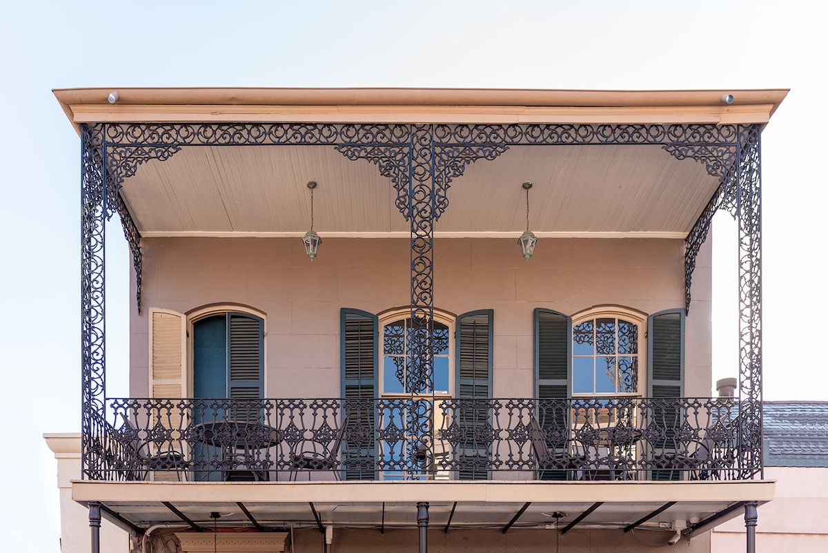 St. Philip Manor French Quarter