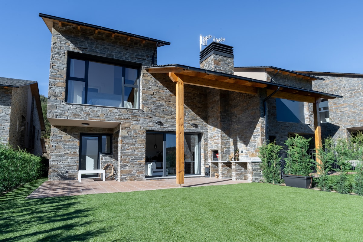 Casa rural de lujo en Alt Urgell.Pirineos.