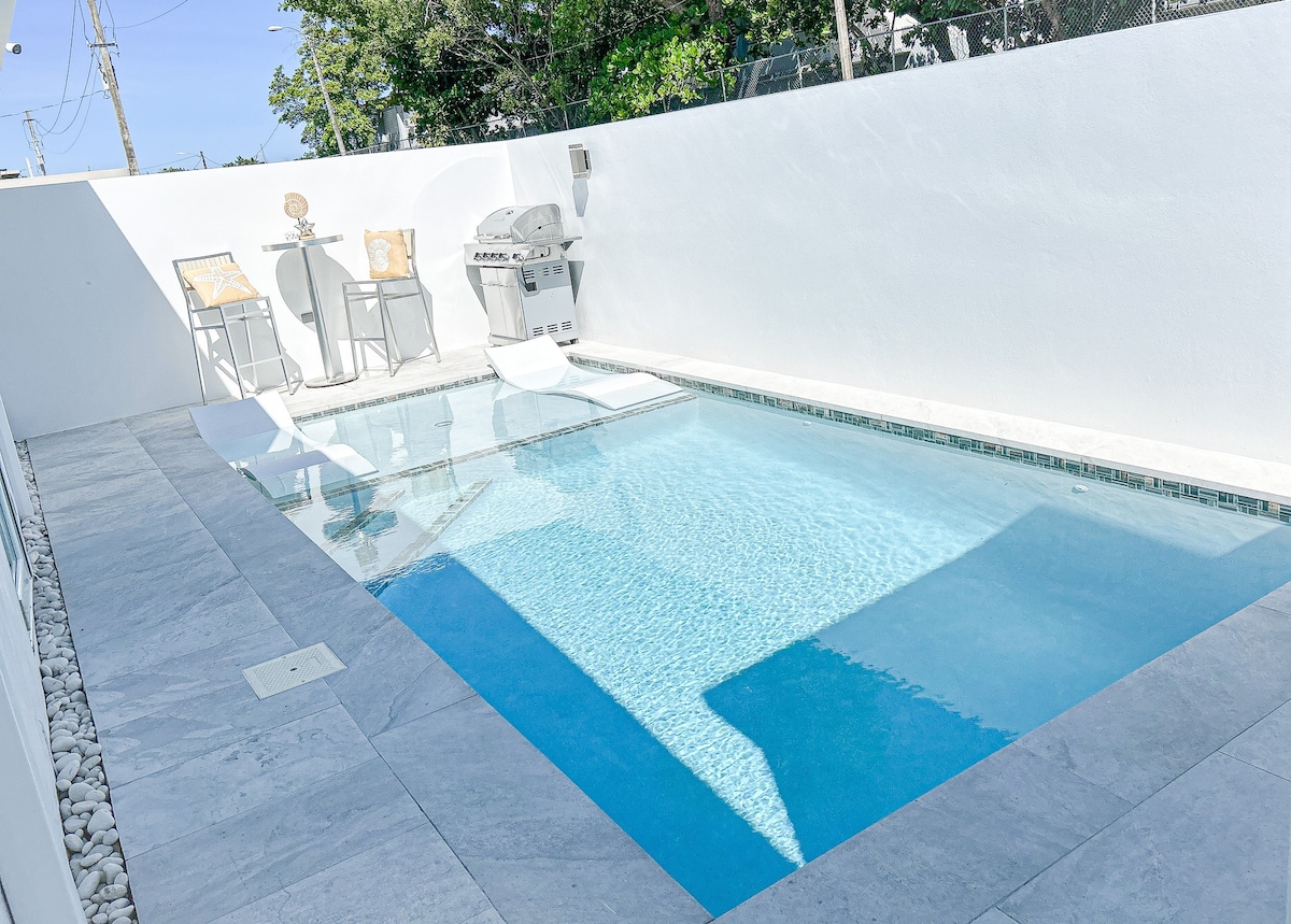 Renacer White House | Private Pool