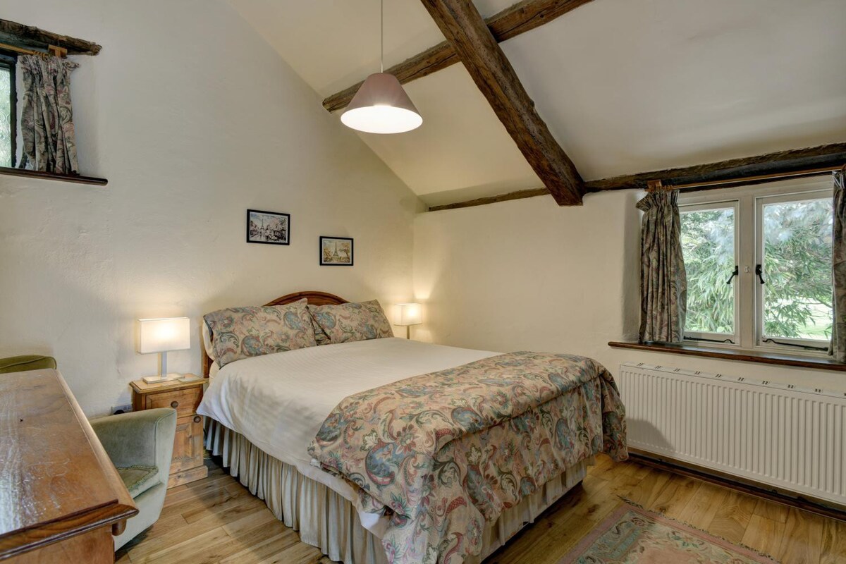 Allerford at Duddings - Sleeps 5, indoor pool etc