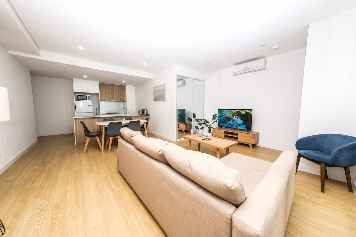 Asquith modern 2 bedroom apt sleeps 6 guests