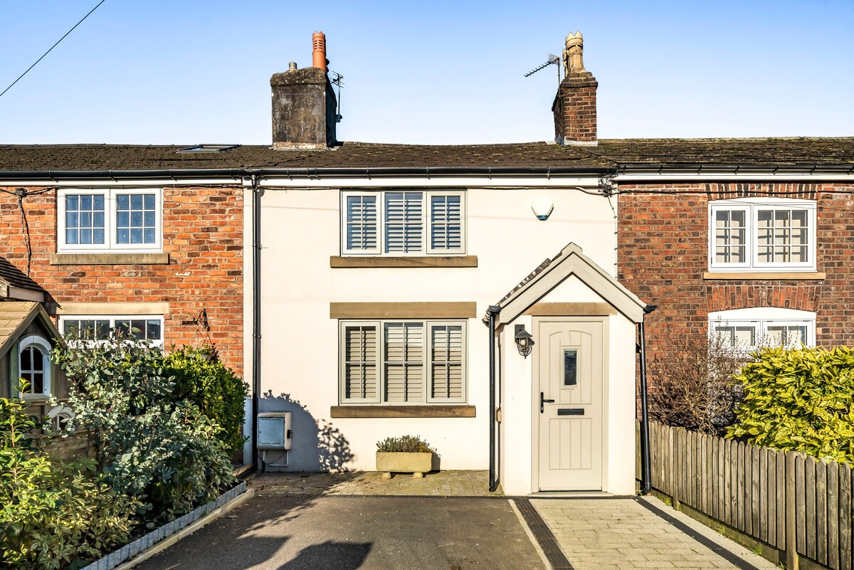 Cosy  Cottage in Peaceful Simister, Prestwich