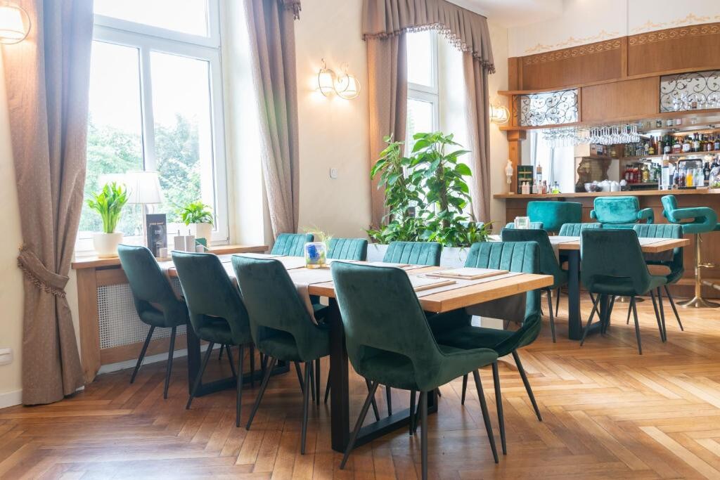 Sztuka Smaku-Restauracja i Hotelik-Apartament 2os.