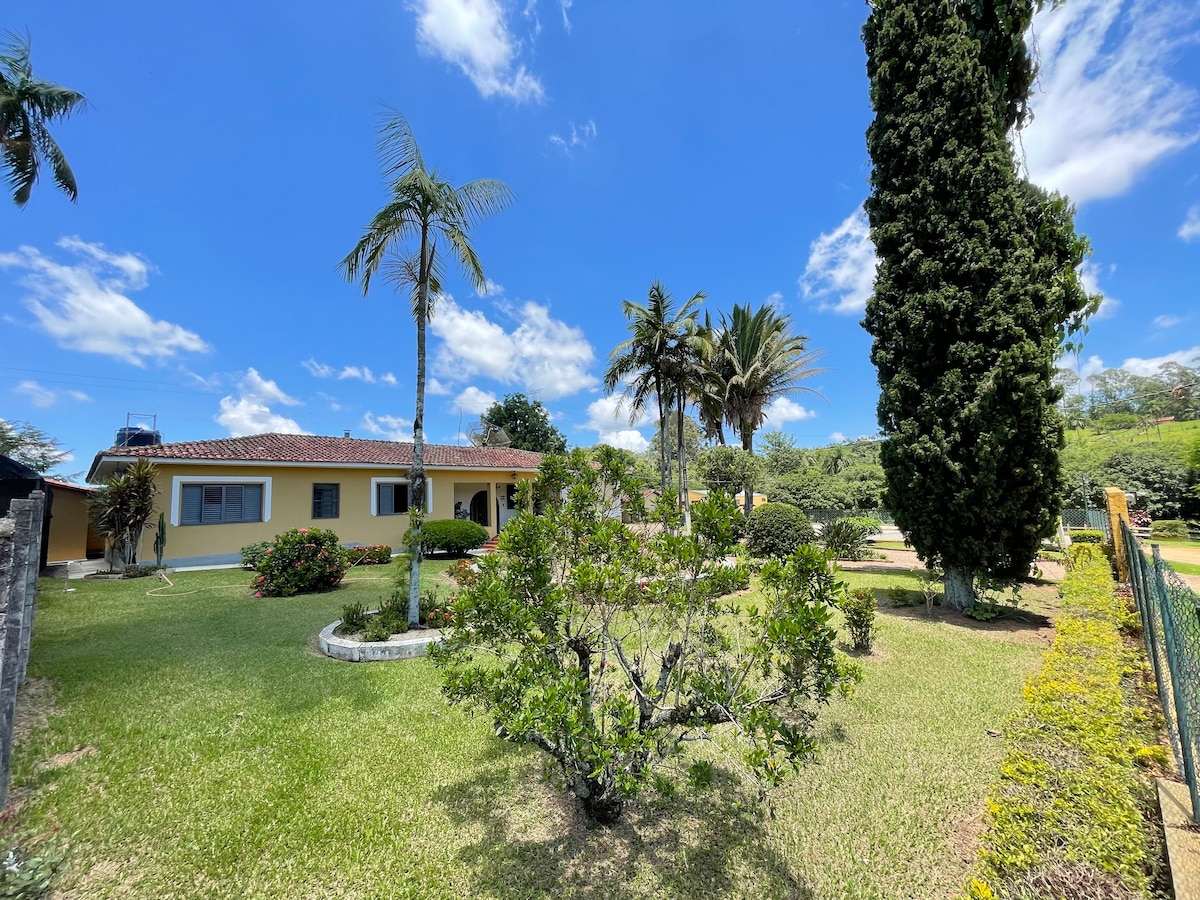 Casa com 5 suítes, em uma Fazenda sustentável