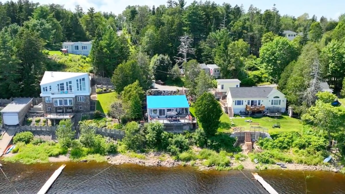 Blue Roof Bungalow