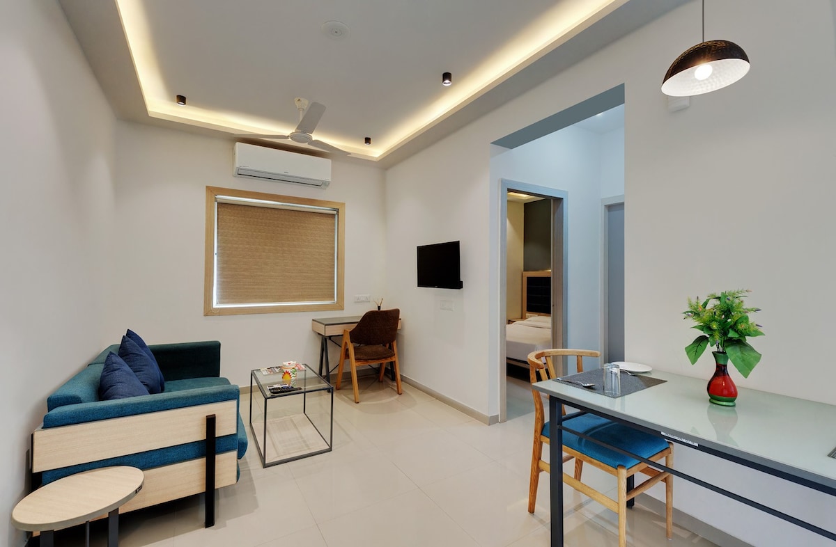 Fully Furnished 1 BHK Apartment