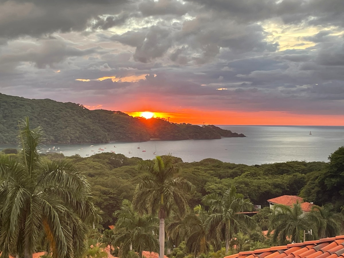 Oceanview Villa Overlooking Playa Hermosa